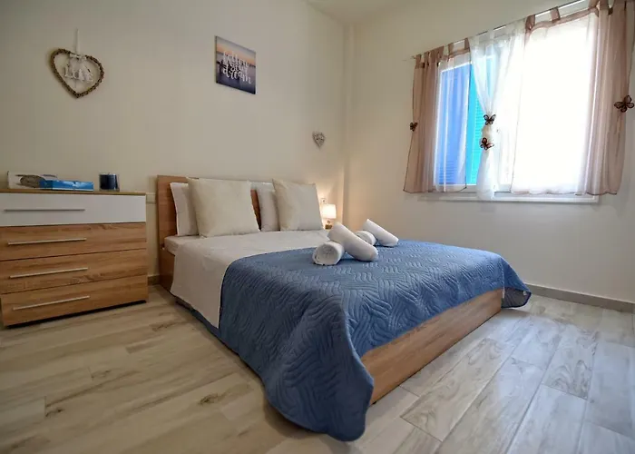 Blue Sea Y Apartamento Kavala